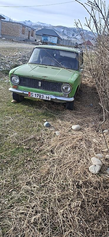 ВАЗ (ЛАДА): ВАЗ (ЛАДА) 2102: 1977 г., 1.3 л, Механика, Бензин, Универсал — 9
