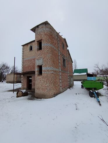 куплю дом киргизия 1: 50 м², 4 комнаты, Требуется ремонт