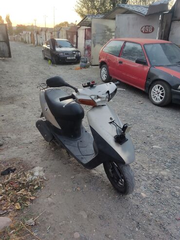 очень нужны: Скутер Suzuki, 50 куб. см, Бензин, Б/у