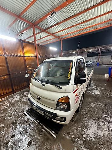 хундай старекс 1: Жеңил жүк ташуучу унаа, Hyundai, Стандарт, 1ге чейин т, Колдонулган — 1
