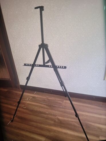 доски флипчарт с дополнительными планками: Портативный складной мольберт-тренога - Материал: металл (алюминиевый