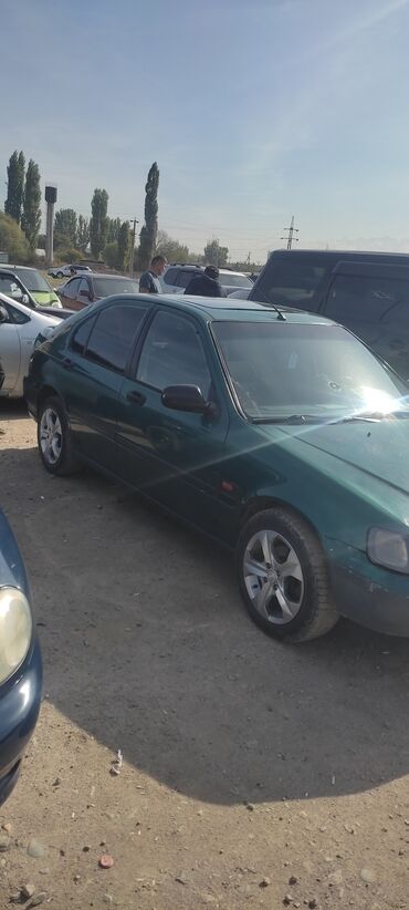 срочная скупка авто: Honda Civic: 1995 г., 1.4 л, Механика, Бензин, Хетчбек