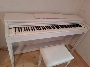 piano alıram: Mayga piyano alınıb 1400 satılır 1000 azn heç işlənməyib