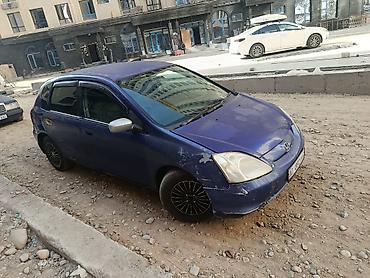 byd e2 2025: Honda Civic: 2002 г., Автомат, Бензин, Хэтчбэк — 5