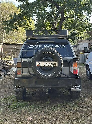 айнек авто: Полноразмерный внедорожник 3‑дверный, подготовленный для бездорожья и — 3