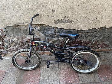 BMX-велосипед 20" - Рама: стальная, изогнутый дизайн с усилением
