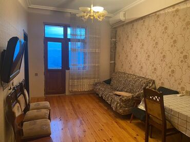 ehmedlide 5 otaqli evlerin qiymeti: Хырдалан, 3 комнаты, Вторичка, 64 м²
