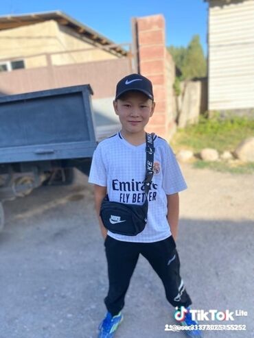 сумка тактическая: Поясная/кросс-боди сумка Nike - Компактная сумка на плечо/через грудь