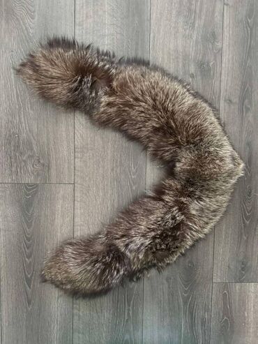 Ostale jakne, kaputi, prsluci: Pravo bogato krzno za jaknu ili kaput ali za oko vrata, nije za — 3