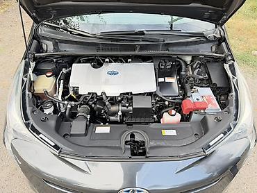 byd e2 2025: Toyota Prius: 2016 г., 1.8 л, Вариатор, Гибрид, Хэтчбэк — 9