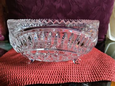 Činije: Cinija nova kristal,rucni rad sa tri stope 70te. Cinija kristal,led na lalafo.rs — 15 Činije: Cinija nova kristal,rucni rad sa tri stope 70te. Cinija kristal,led — 15