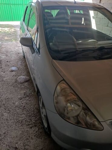 авто с последующим выкупом бишкек фит: Honda Fit: 2003 г., 1.5 л, Автомат, Бензин, Хетчбек
