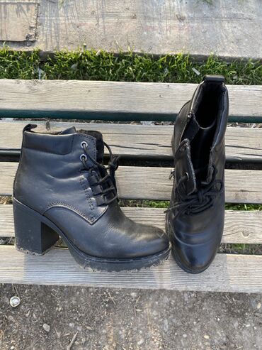 зимняя женская обувь бишкек: Сапоги, 36, цвет - Черный