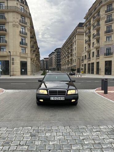 bu mers: Mercedes-Benz C 180: 1.8 l | 1996 il Sedan