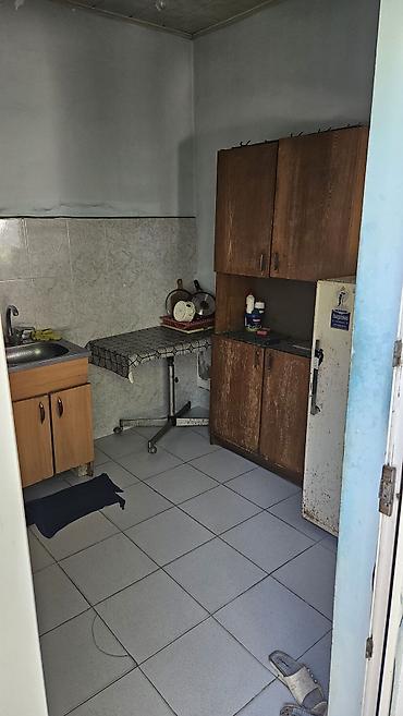 qaraçuxurda evlər: 14 kv. m, 1 otaqlı — 2
