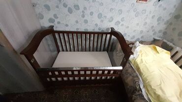 детский кровать 2 х ярусный: Кроватка в хорошем состоянии.Обращаетесь по номеру