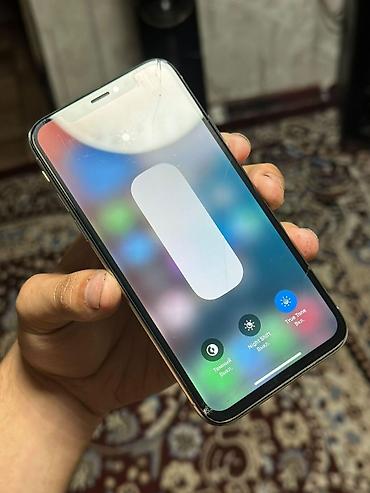 Apple iPhone: IPhone Xs, Новый, 256 ГБ, Серебристый, Чехол, 100 % — 7