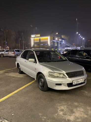 Mitsubishi: Mitsubishi Lancer: 2001 г., 1.5 л, Автомат, Бензин, Седан