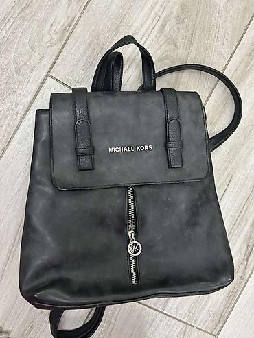 Modni rančevi: Michael Kors ženski ranac – crna boja sa sitnim oštećenjem vidi se na — 1