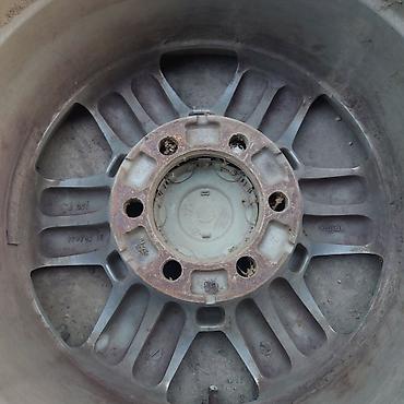 Диски: Литые Диски R 17 Toyota, Комплект, отверстий - 6, Б/у — 13