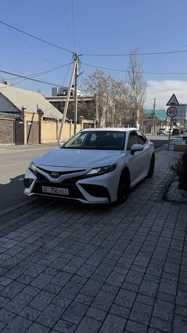 Toyota: Toyota Camry: 2020 г., 2.5 л, Автомат, Бензин, Седан