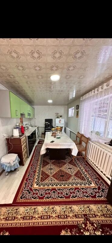 сниму дом на иссык куле: 70 м², 4 комнаты, Парковка, Забор, огорожен