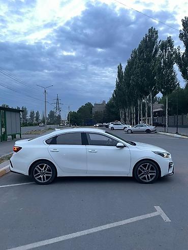 jeely coolray: Kia K3: 2019 г., Седан — 1