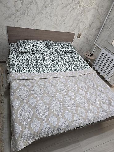 hostel osh: Сдаются 1‑, 2‑ и 3‑комнатные квартиры посуточно и почасово. Описание — 1