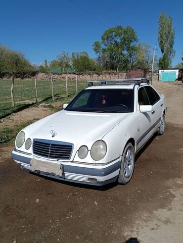 продаю мерс 202: Mercedes-Benz A 210: 1996 г., 2 л, Механика, Бензин, Седан