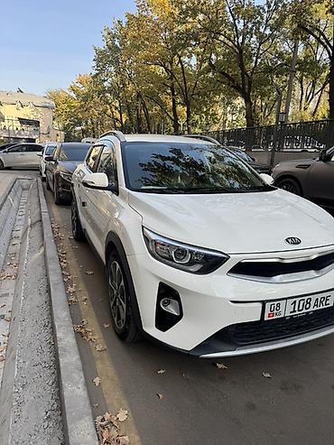 kia stonic 2020: Kia Stonic: 2019 г., 1.6 л, Робот, Дизель, Кроссовер — 2