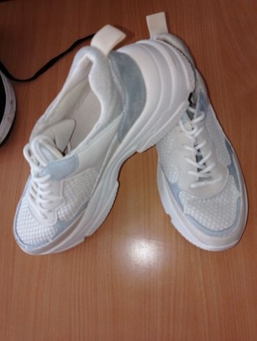 ženske sandale za vodu: Nike, 40, color - White