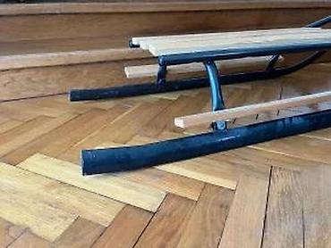Ostali zimski sportovi: Sanke od metala sa drvenim letvicama – robusne i stabilne za uživanje — 20