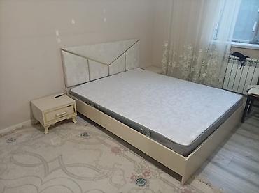 Yataq otağı mebel dəsti - Rəng: krem/ivori, qızılı dekor xətləri ilə lalafo.az -da Yataq otağı mebel dəsti - Rəng: krem/ivori, qızılı dekor xətləri ilə