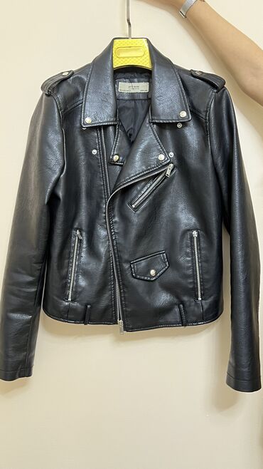Личные вещи: Женская куртка M (EU 38), цвет - Черный