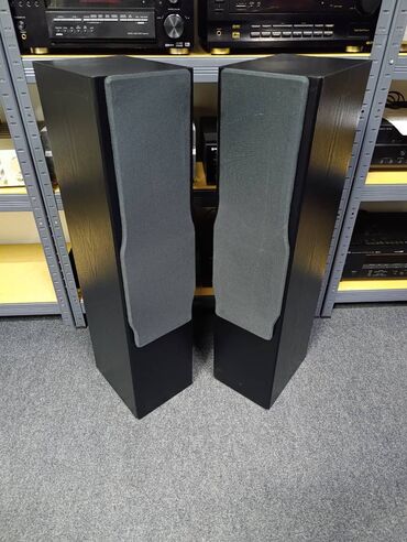 Zvučnici i stereo sistemi: SSB -405 (b) Nemacki podnostojeci zvucnici trosistemci basevi 6 — 8