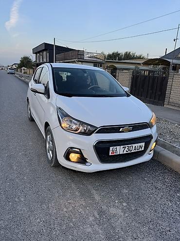 chevrolet camaro: Chevrolet Spark: 2016 г., 1 л, Автомат, Бензин, Хэтчбэк — 2