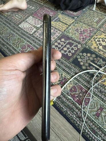 рация б у: IPhone Xs, Колдонулган, 64 ГБ, Кара, Каптама, 80 %