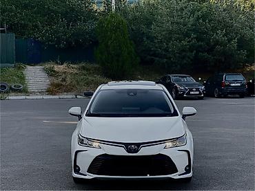 corolla 2018: Toyota Corolla: 2019 г., 1.8 л, Вариатор, Гибрид, Седан — 2