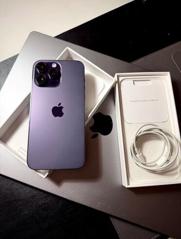 Apple iPhone: IPhone 15 Pro Max, Б/у, 256 ГБ, Deep Purple, Защитное стекло, Чехол, Кабель, 86 %