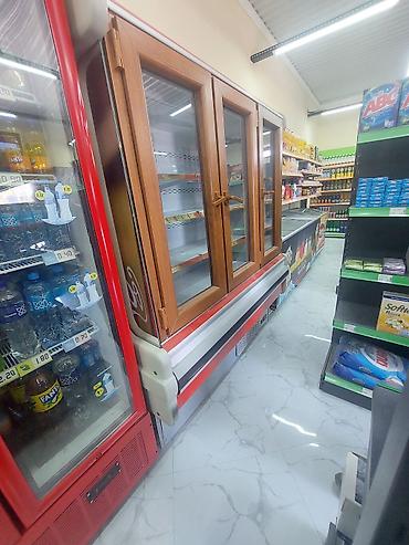 Soyuducu avadanlığı: Mağaza üçün şüşəli vitrin soyuducu - 3 qapılı, şəffaf şüşə vitrin – — 1