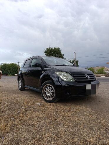 обмен на авто с доплатой: Toyota ist: 2003 г., 1.3 л, Автомат, Бензин, Хетчбек