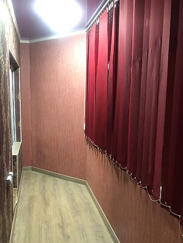 Долгосрочная аренда комнат: Сдаётся уютная 2 х комн квартиразастеклённой лоджией. Что внутри: - — 5