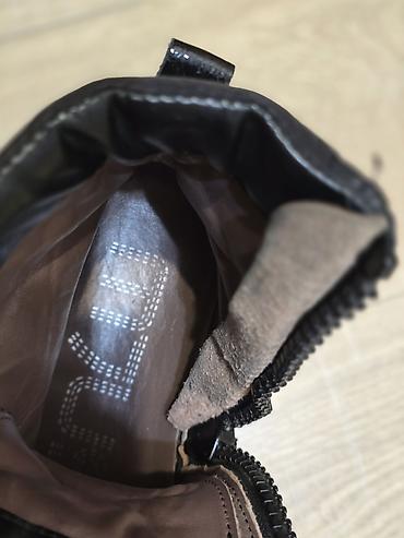 ugg bor: Original kozne cizmice cuvenog Italijanskog brenda. Par puta obuvene — 5