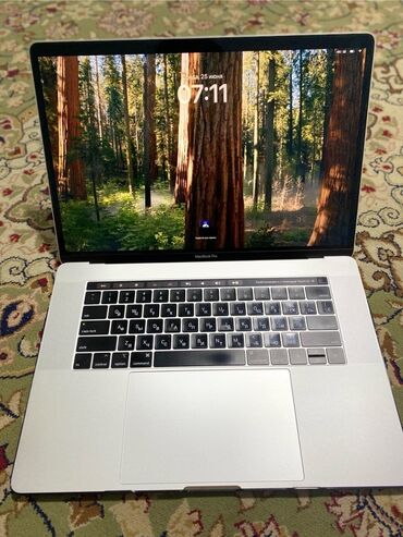 ковер для мыши: Ноутбук, Apple, 16 ГБ ОЗУ, Intel Core i7, 15.4 ", Для работы, учебы, память SSD