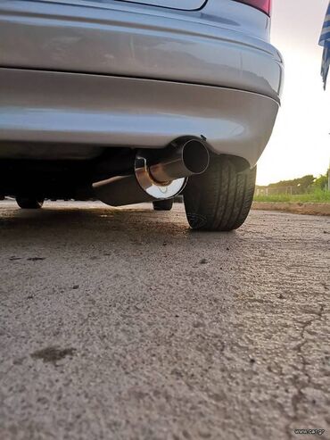 Toyota: Toyota Corolla: 1.6 l. | 2001 έ. Χάτσμπακ — 5