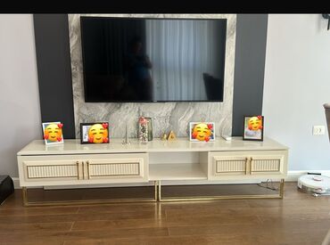 Divan və masa dəstləri: ✅tecili tv altı satilir 100 azn. Nerimanov*afa 9690