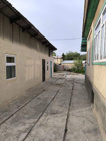 Продажа коттеджей и домов: Продается дом 1.5 уровня возле областной больницы 3 комнаты 1 зал — 6