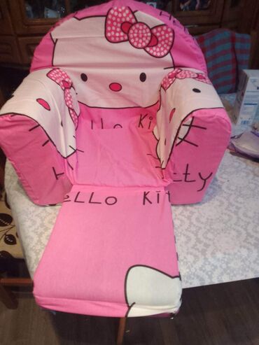 Ostali dečiji nameštaj: DEČIJE FOTELJICE 50X50X70 ZA UZRAST 0-3 GODINE Cena 3200 dinara Slanje — 30