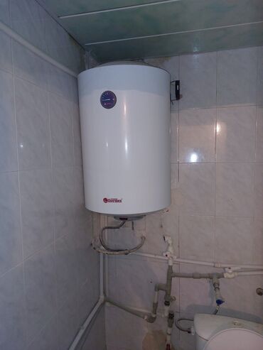 купить бу пластиковые окна: Yaxsi vesiyetde.Yaxsi su isidir.Unvan Ayna sultanovadadir.ev temire