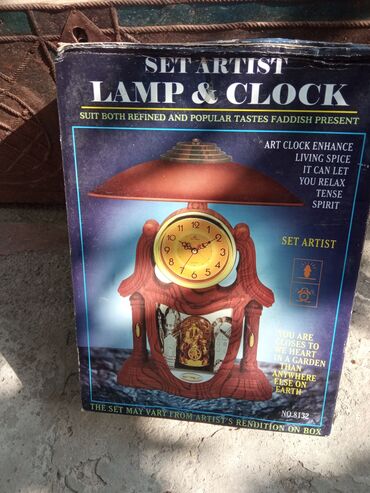 Stol lampaları: Məhsul: Set Artist Lamp & Clock (Lampa və Saat) Xüsusiyyətlər: -